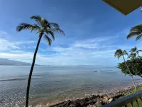 Front-Row Ocean View Retreat, Whales, Sunsets, Steps to Beach, Kanai A Nalu #319 - Wifi
