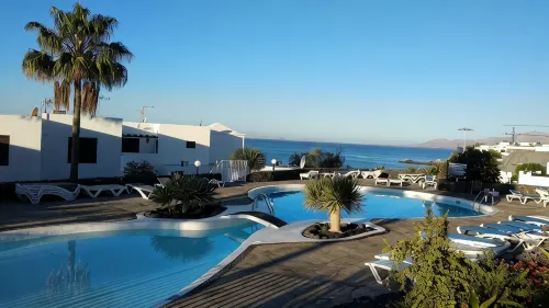 Beautiful and cozy apartment facing the sea with Wifi and Air Conditioning - アパートメント