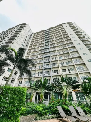 Cozy 2 Br Unit at South Residences SM Southmall
