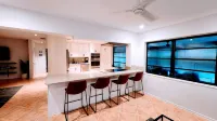 Boca Raton Home with Private Heated Pool, Close to Fau, Beach & Mizner! - 프라이빗 풀