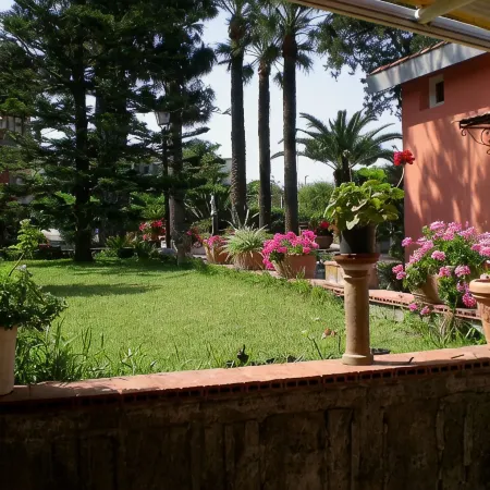 Villa Raffaela - House, ideal for a holiday pacevole