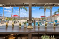 Panorama Peak Luxury Retreat - Swimmingpools