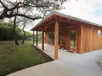Live Oaks Bed and Breakfast Hotels in Uvalde County