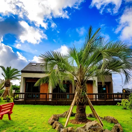 Jeju Batdol Guesthouse Отели рядом с достопримечательностью «Лес Биджарам»
