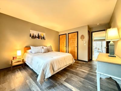 Powder Days Retreat, Fireplace & Sugarbush Base