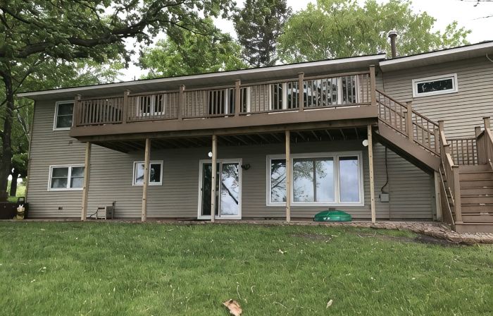 Sandy Beach, Level Lot, 4Br 2BA, 110' Shore, 2-Miles to Alexandria-License #1802