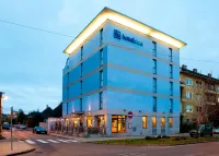 Hotel Blue Bratislava - Parkplatz