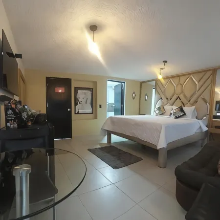 Hotel Boutique San Sebastián Chapinero Отели рядом с достопримечательностью «Театр «Роял Сентер»»