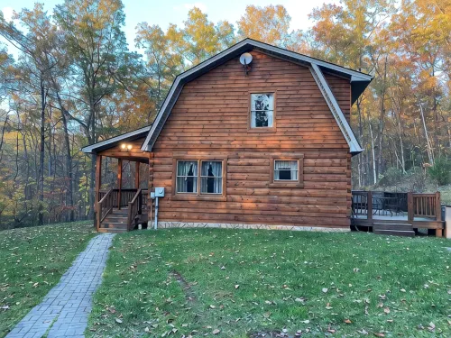 Escape to the Mountains Hot Tub, Fire Pit & Peaceful Cabin - Chalets