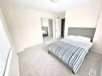 Two Adjacent Homes with 8 Bedrooms - 3-Star