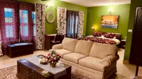 Habba Kadal Kashmiri Heritage Hotel & Hub