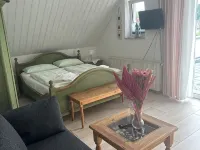 Apartment 3 mit 50 m2 Grosser Dachterrasse Hotels in Prerow