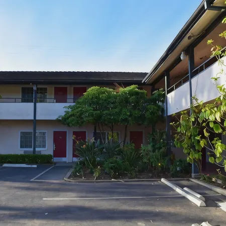 Rose Garden Inn
