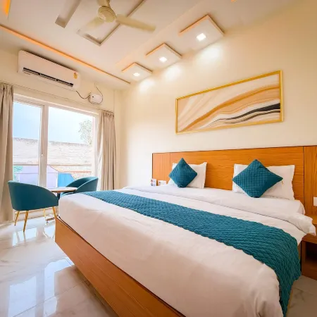 Hotel Shri Radha Orchid