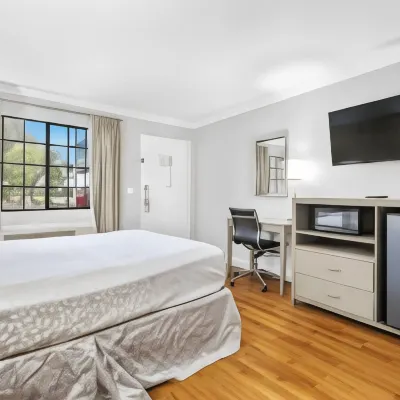 Americas Best Value Inn Milpitas/Silicon Valley Hotels near Cisco Systems, Inc.
