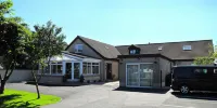 Karrawa Guest House - parking