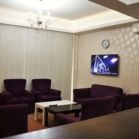 Orange Airport Hotel Отели рядом с достопримечательностью «Бахчелиэвлер»