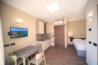 Smeraldo Dip Villa Canneto - Condos