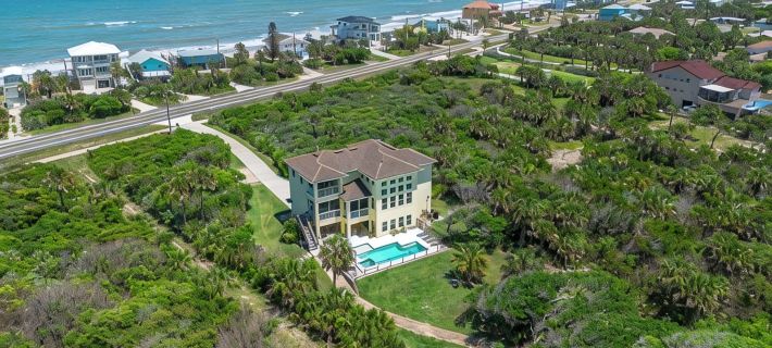 400ft to private beach. Riverfront,dock,pool,kayaks Elevator, 1.6 acres フラグラーのホテル