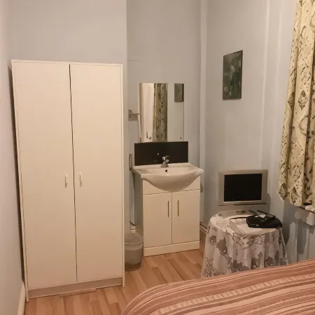 MyRoomz Orchid Hotel