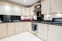 Roomspace Serviced Apartments - Royal Swan Quarter - 2つ星