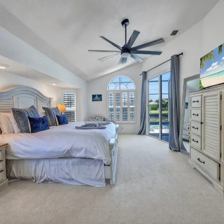 AMAZING!! Remodeled Punta Gorda waterfront home; HEATED SALT POOL; golf nearby