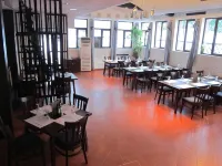 Persey Flora Apartments - พร้อมอาหารเช้า