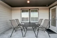 Exquisite 3 bedroom house located in a very quiet area of Katy . - 4-Star