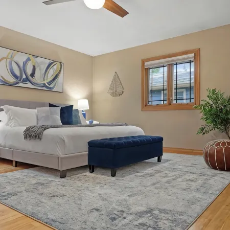 LakeMonona Waterfront + PrivateDock + FencedYard + HotTub + GameRoom + Evcharger