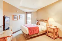 True Ski in/Out Luxury Condo - 3-Star