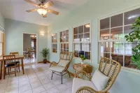 Modern Home in the Heart of Murphy, Hi-Tech Massage Chair, Jetted Tub, KING Bd! - Wifi