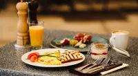 Benefit Plaza Congress Hotel - sarapan