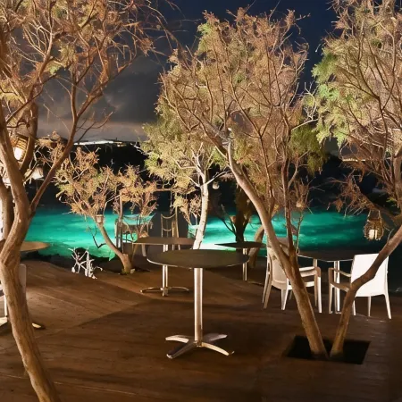 Kavos Hotel & Suites