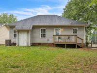 3BR - Pet-Friendly & Close to Downtown Greer Hotels in Greer
