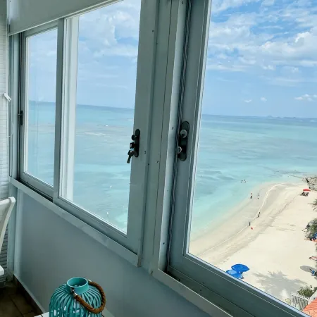 Romantic Studio Apartment with Amazing View