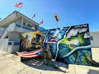 Reggaeton Vibes! Puerto Rico's Legend Suite, Just 4 mins from Crash Boat Beach - 2-Sterne