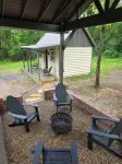 Cozy Tiny Cabin near Ferne Clyffe and Lake of Egypt with Wi-Fi