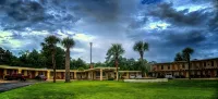 Nassau Holiday Motel - 2-Sterne
