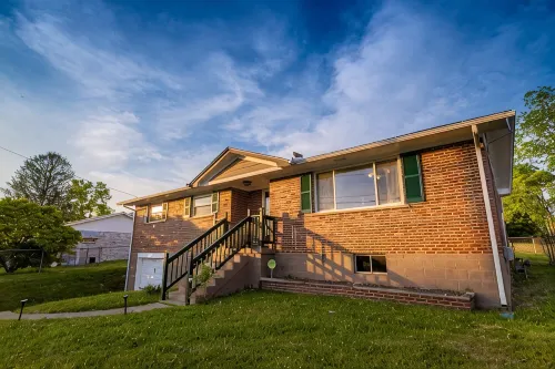 Green Door Getaway — Family-Friendly 4Br, 10 Minutes to New River Gorge - Wifi