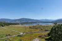 6th Floor Condo with Amazing Lake and Mountain Views! - 3 stjerner