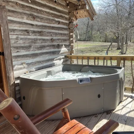 Little Dreamer log cabin