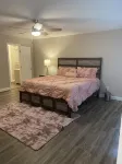 Cozy Country Livin Short to Mid Term Stays Welcome! Lakepoint Sports Complex! - 3성급