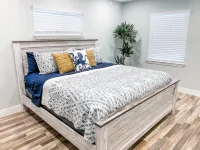 Gorgeous water front home with amazing views and fishing! - 3-Star