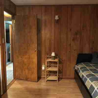 FernRockCabin- A Peaceful getaway in the Laurel Highlands of PA Rooms