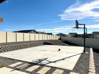 Ultimate Sports & Relaxation Retreat – Private Courts & Large Yard - 4-Star