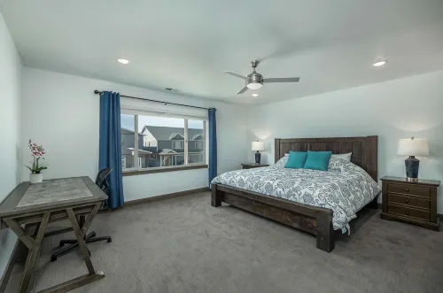 Large Townhome, Fenced Yard, 4 Miles to Downtown & MSU, A/C, Walking Trails - 2星級