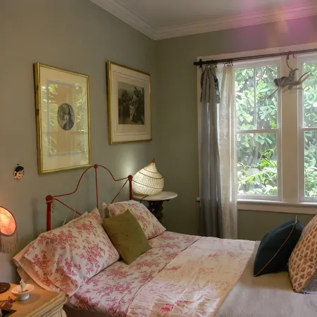 Beautiful Cozy Bedroom In Great B&B  Historic Home ~ Close To The City Center