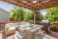 Family Friendly, Game Room, KING BED, Deck&Grill - Kitchens