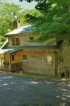 Bearadise Cabin on 300+ ft of Brasstown Creek: Near John C. Campbell Folk School - Chalets