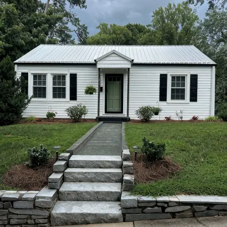 The Finch Cottage Charming 2-bedroom cottage  Historical District Mount Airy